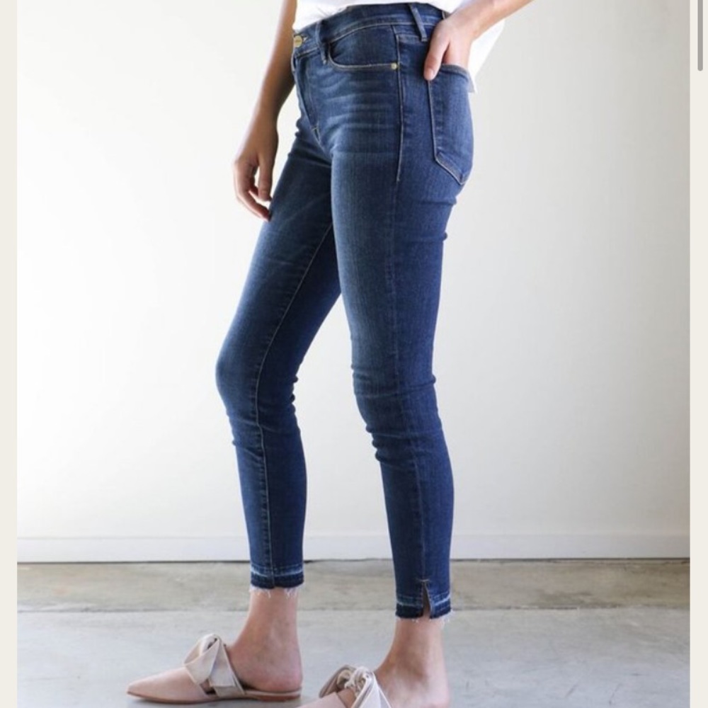 Frame Denim Le High Skinny Side Slit Released Hem in Ferdinand